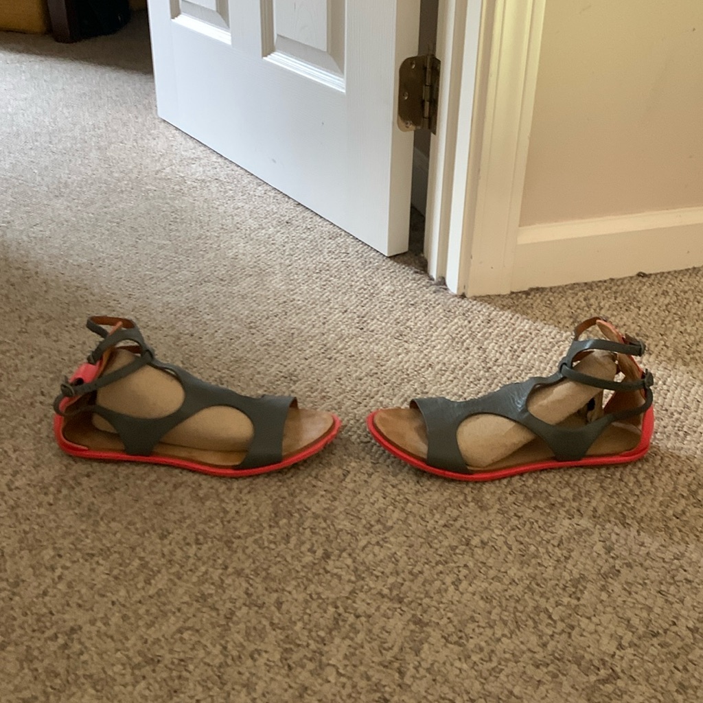 Balenciaga Paris Grey & Pink Strappy Leather Sandals Shoes Sz 8
